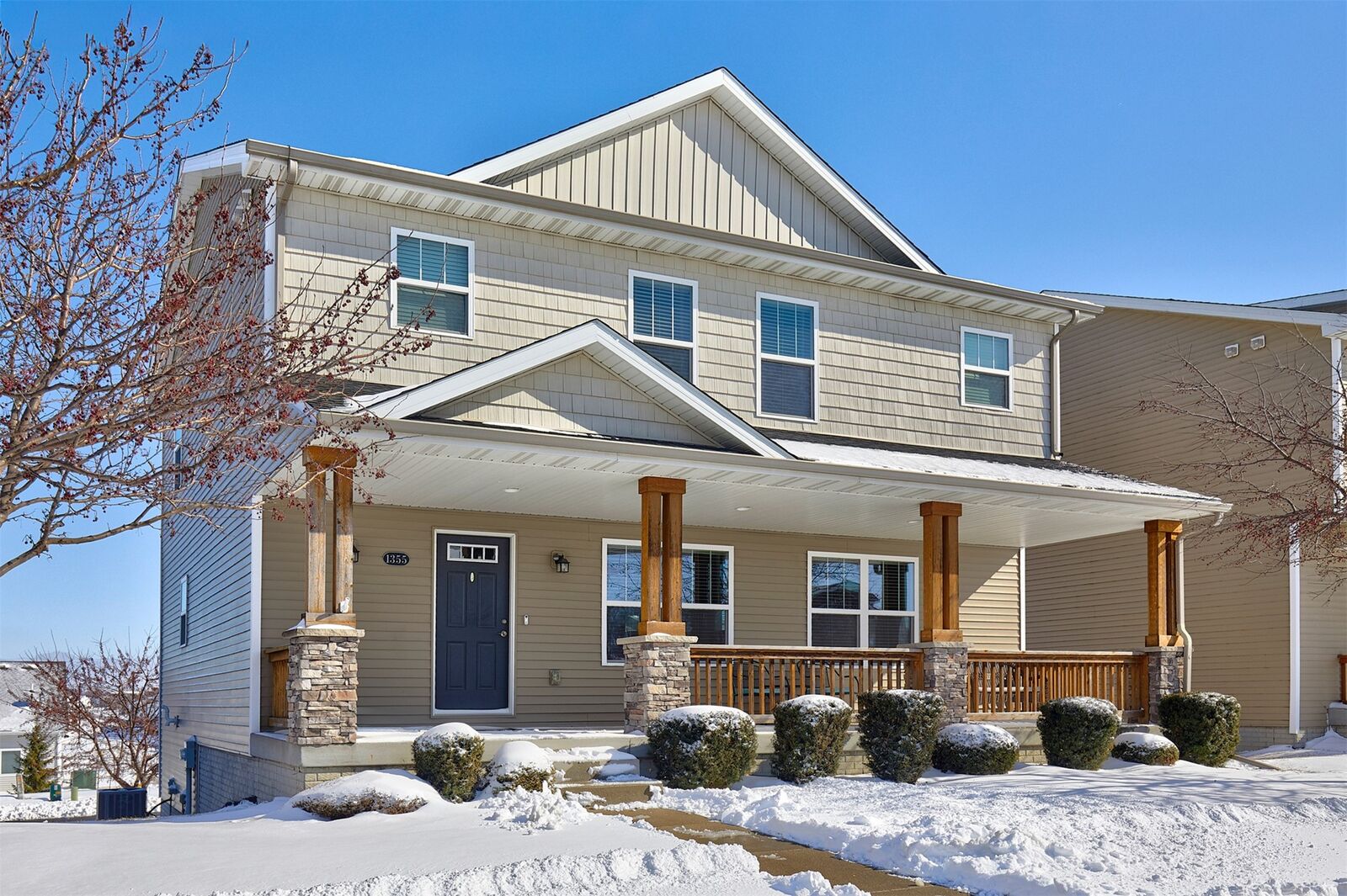 Property Photo:  1355 SE Waddell Way  IA 50263 