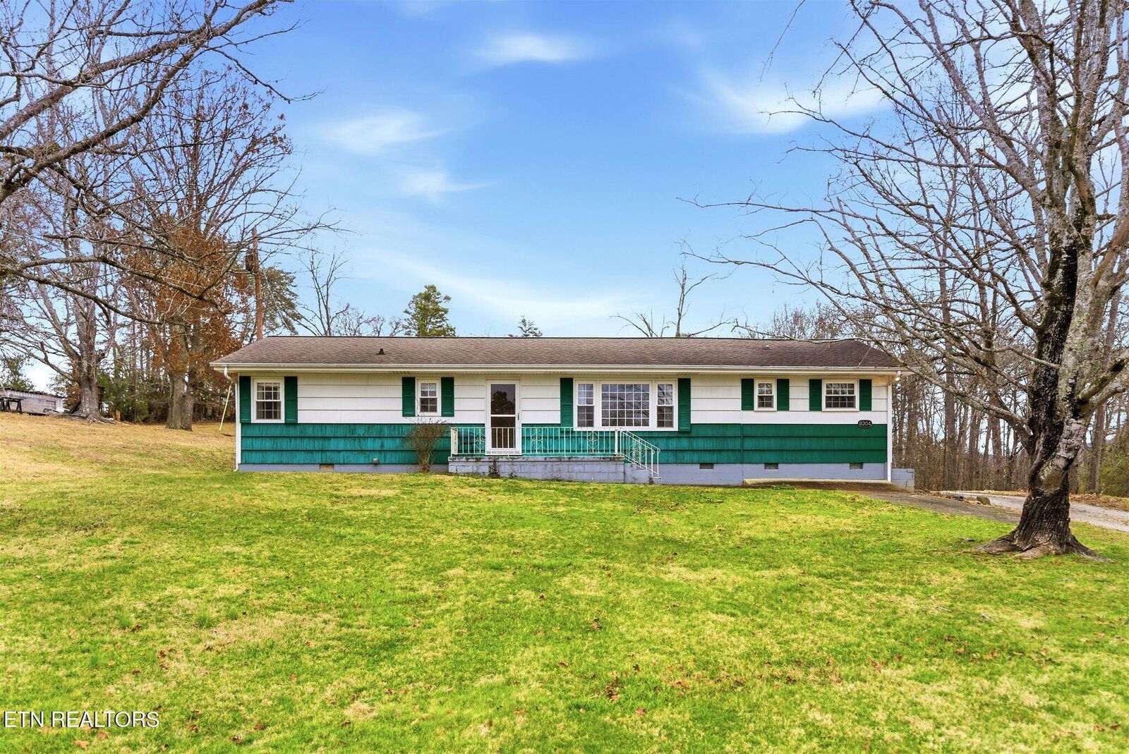 Property Photo: 8304 Sevierville Pike TN 37920