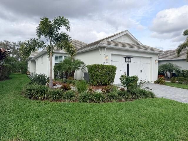 Property Photo:  978 Crosswind Avenue  FL 34240 