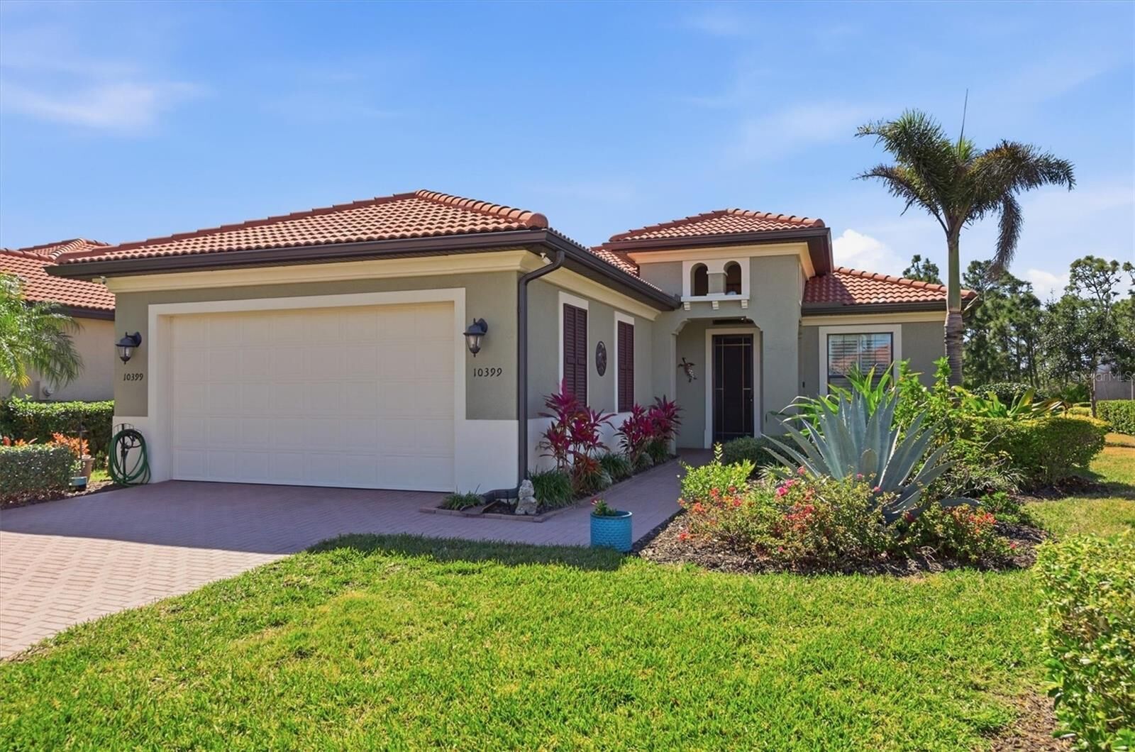 Property Photo: 10399 Medjool Drive FL 34293