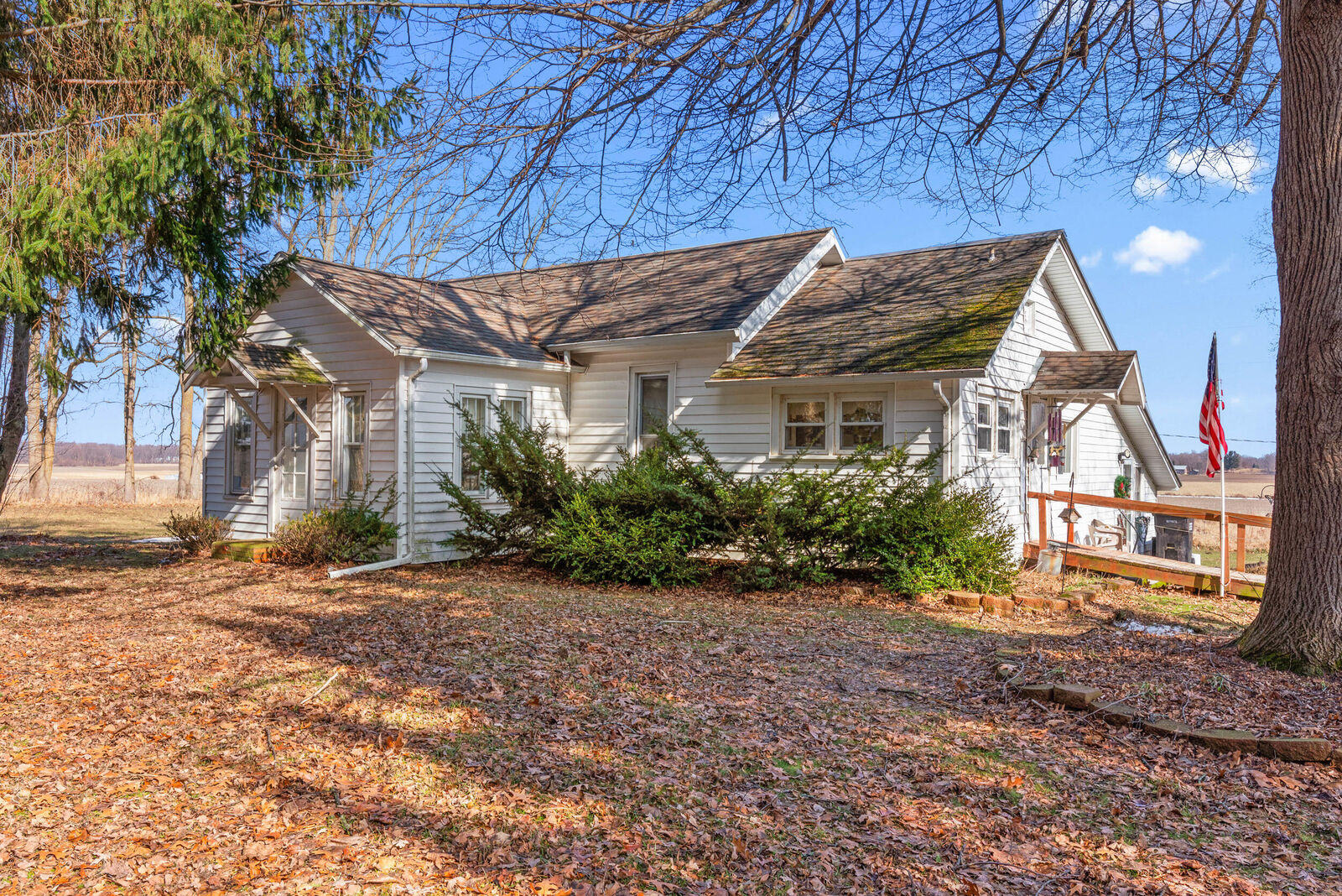 Property Photo: 11695 Riker Road MI 49252