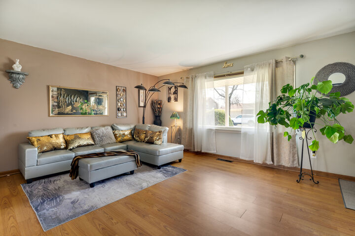 Property Photo: 17541 Maple Avenue IL 60438