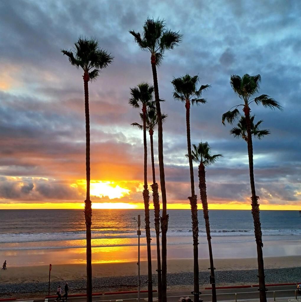 Property Photo:  1202 N Pacific Street 209B  CA 92054 