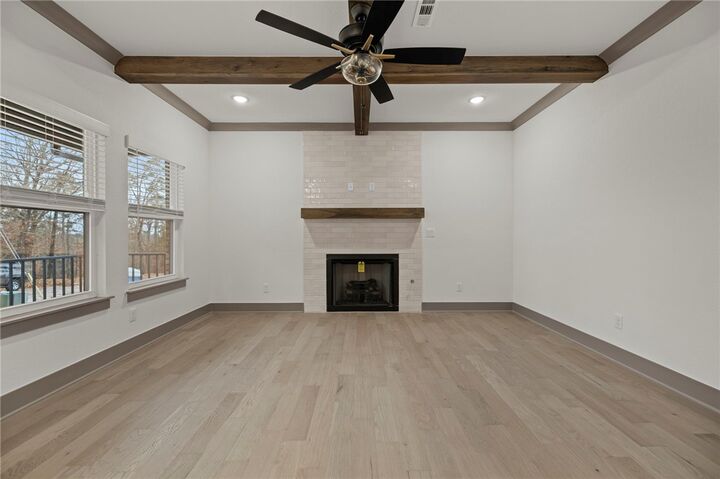 Property Photo: 9 Stringer Lane AR 72715