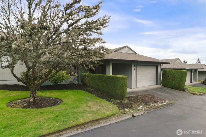 Property Photo:  13309 NW 14th Avenue A110  WA 98685 