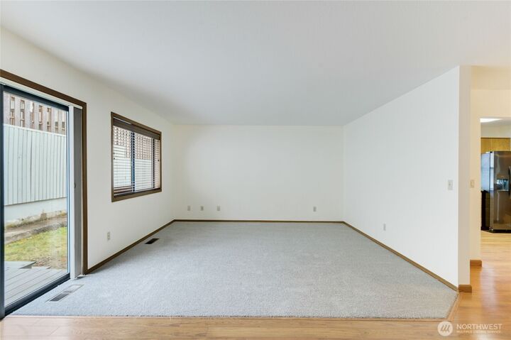 Property Photo: 13309 NW 14th Avenue A110 WA 98685