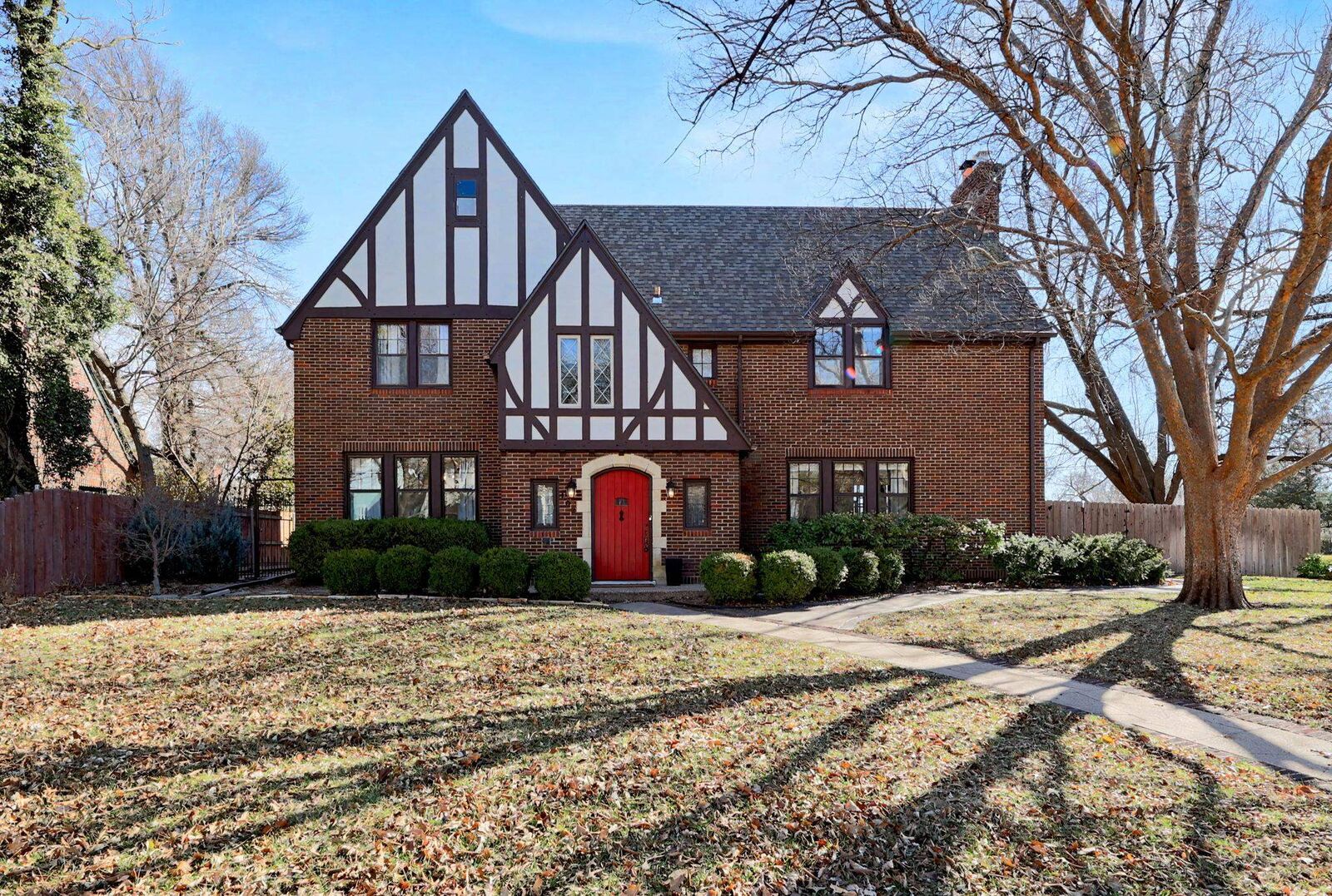 Property Photo: 102 N Terrace Dr KS 67208