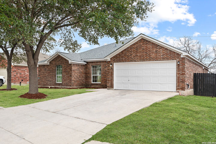 Property Photo:  7323 Vista Grove  TX 78242 