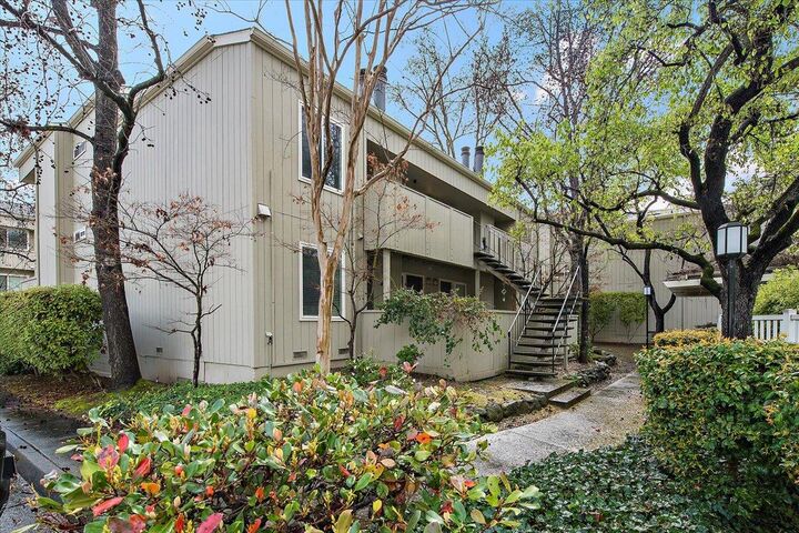 Property Photo:  913 Apricot Avenue B  CA 95008 
