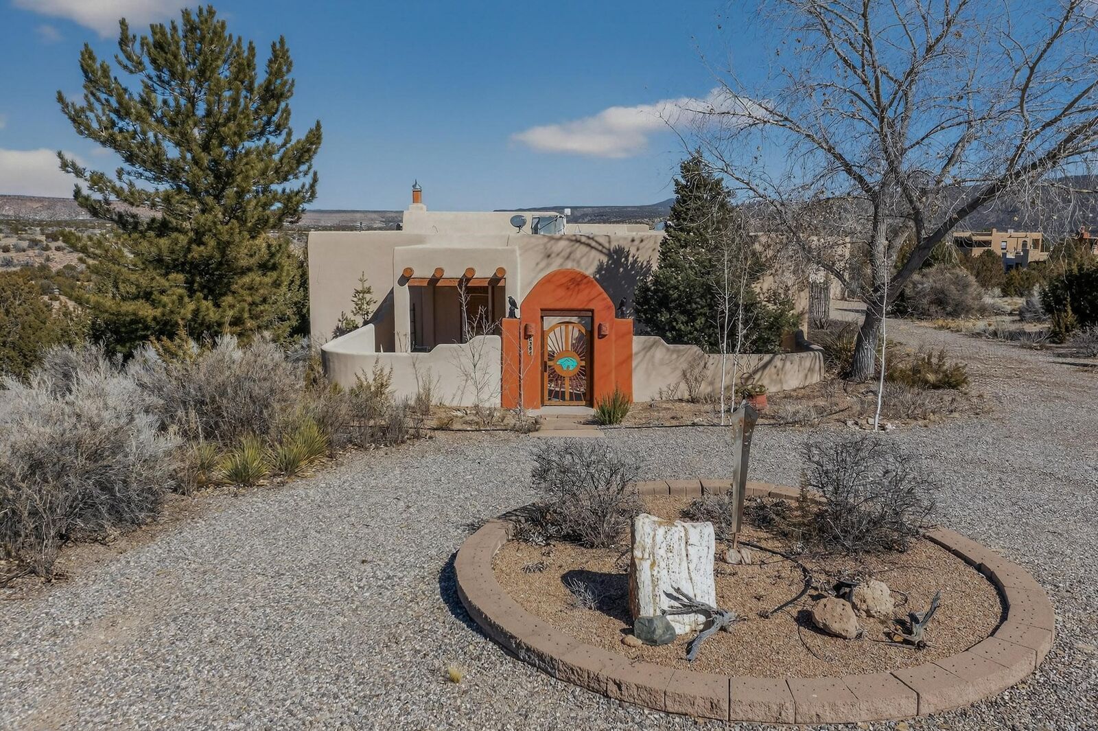 Property Photo: 6384 Hoochaneetsa NM 87083