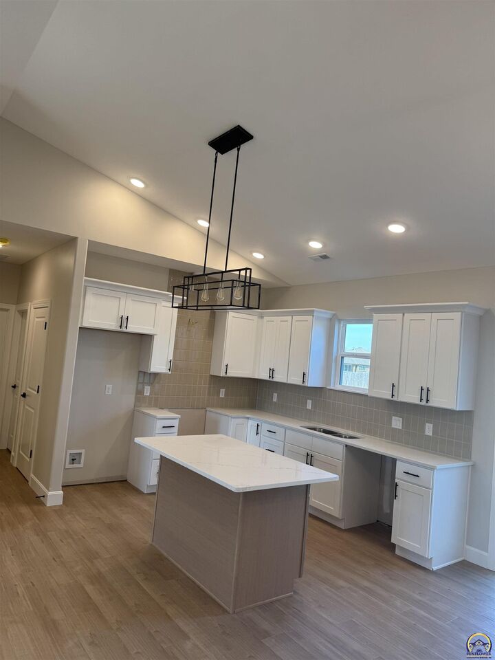 Property Photo:  7600 SW 24th Ter  KS 66614 