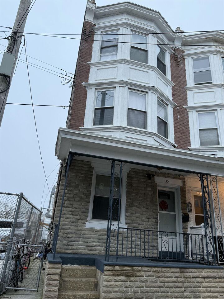 Property Photo:  35 S Spray  NJ 08401 