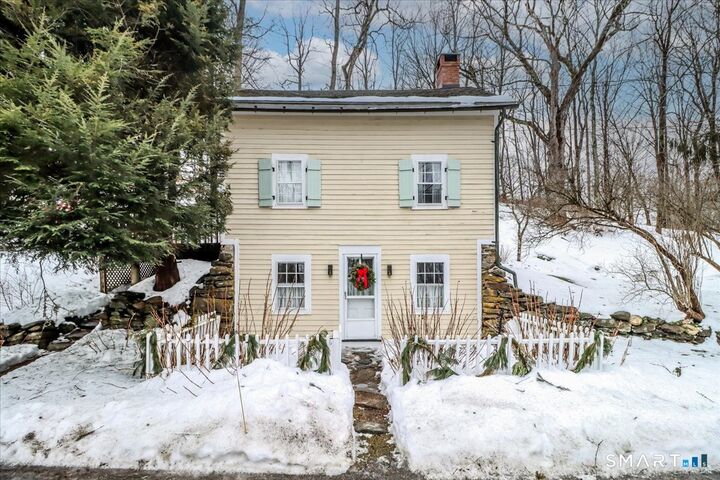 Property Photo:  3 Gelston Road  CT 06784 