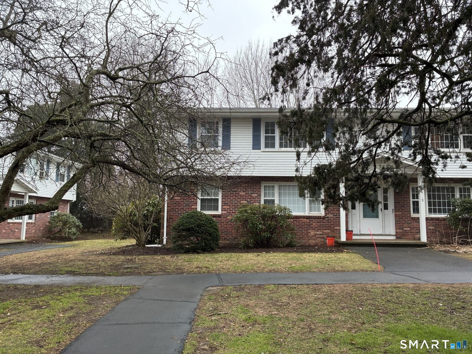 Property Photo: 26 College Street Apt 2 CT 06413