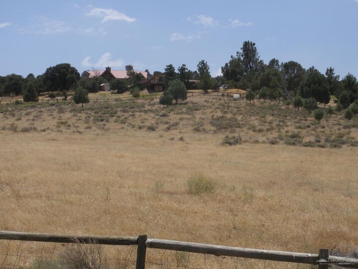 Property Photo:  0 Tamblin Road  CA 93561 