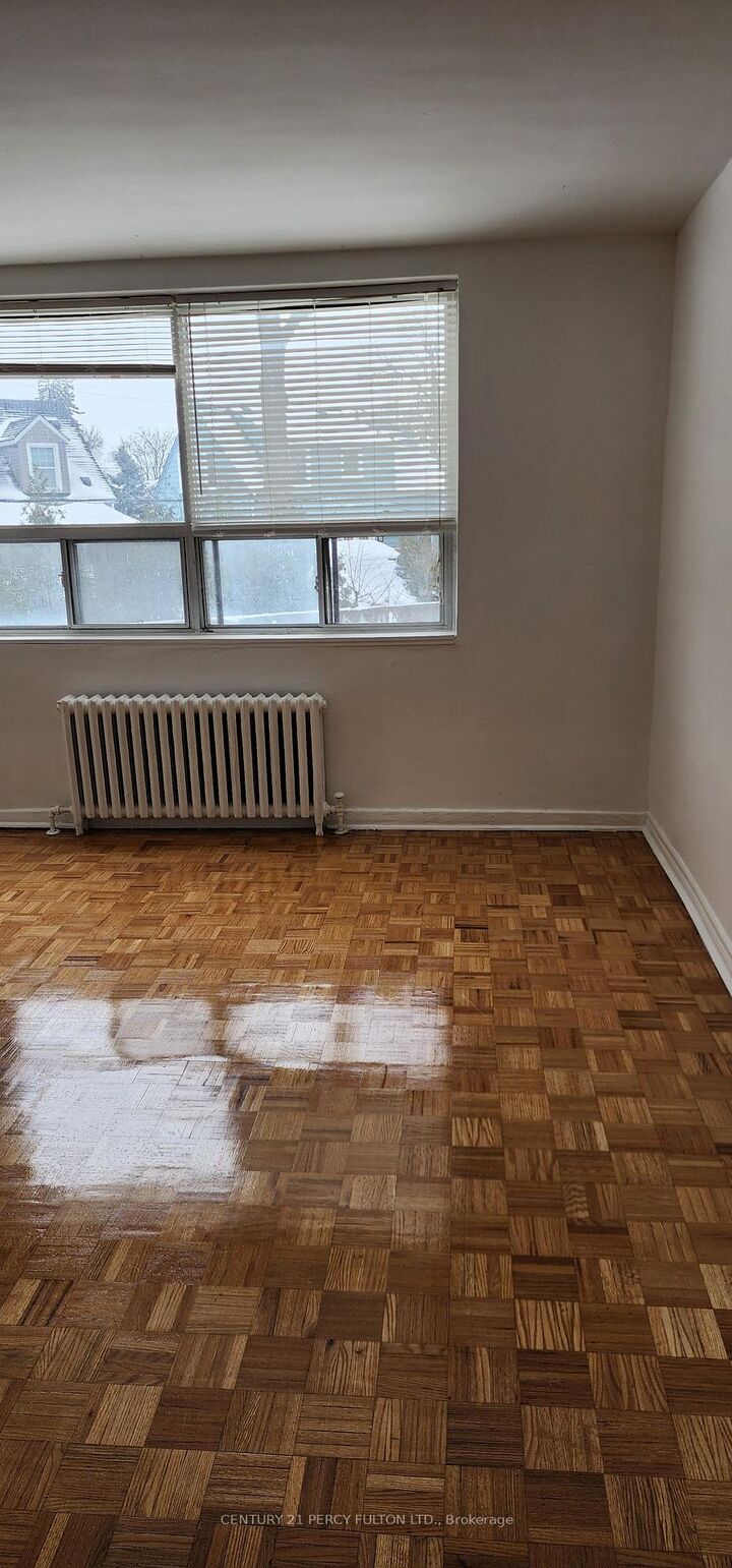 Property Photo:  2275 Weston Road 109  ON M9N 1Y3 