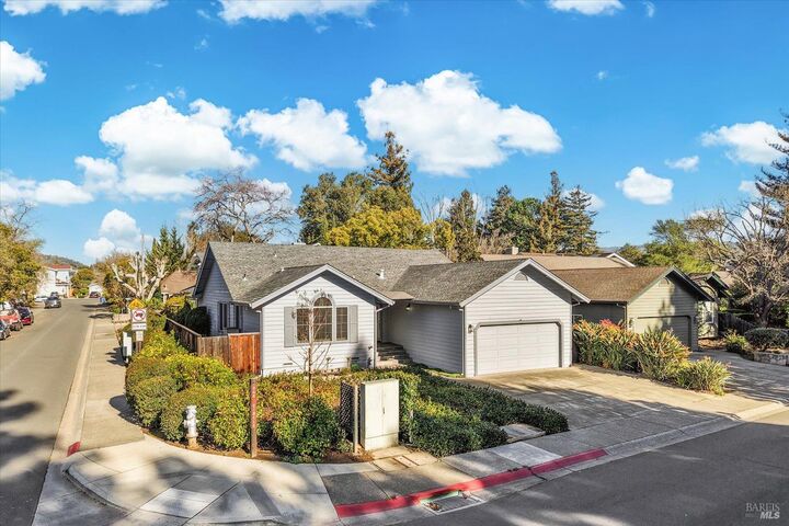 Property Photo:  2004 Oak Circle  CA 94599 