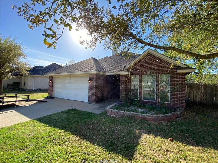 Property Photo:  4417 Pickering Place  TX 77845 