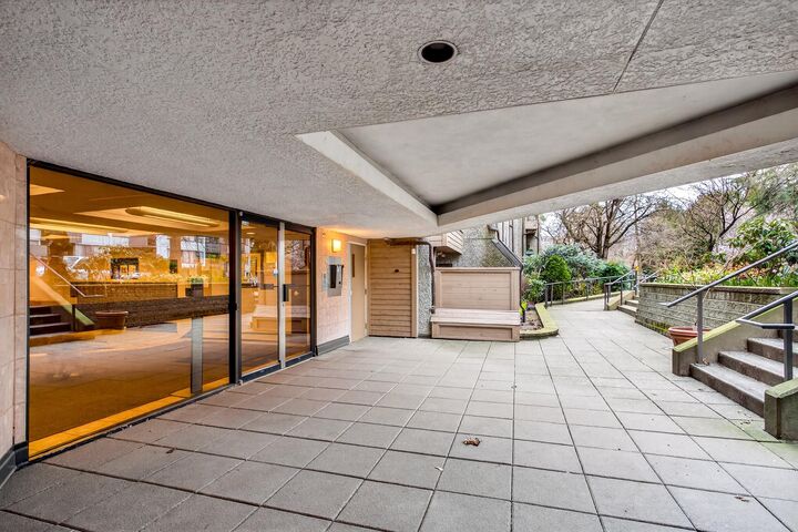 Property Photo:  1500 Pendrell Street 318  BC V6G 3A5 