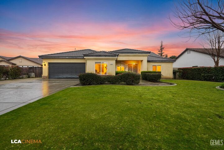 Property Photo: 3226 Batch Lane CA 93312