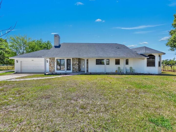 Property Photo:  1330 Purple Martin Dr  FL 34120 