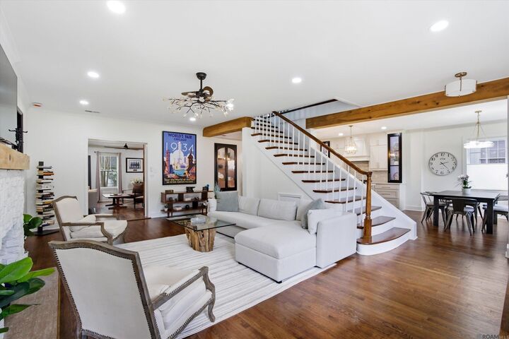 Property Photo:  2201 Myrtle Ave  LA 70806 