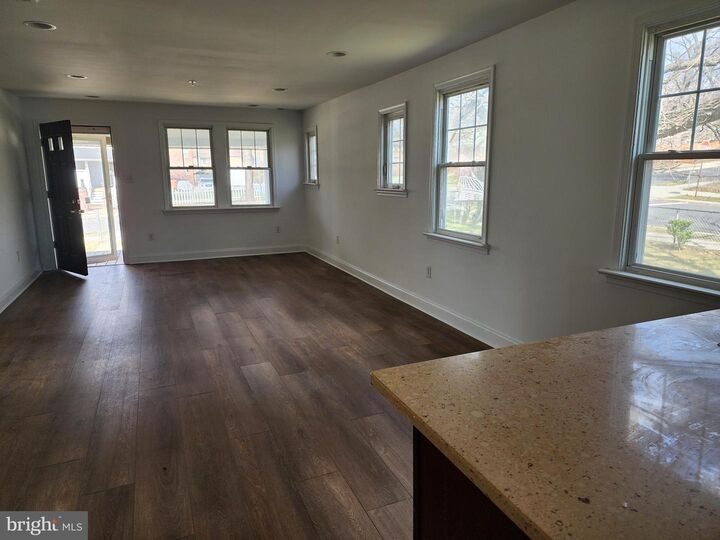 Property Photo:  3047 Douglas Street NE  DC 20018 