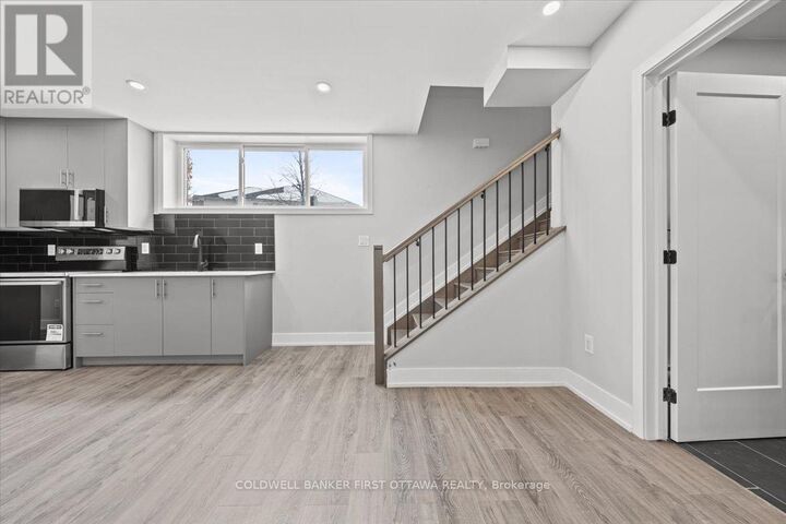 Property Photo:  20 Inverkip Avenue B  ON K1T 4B7 