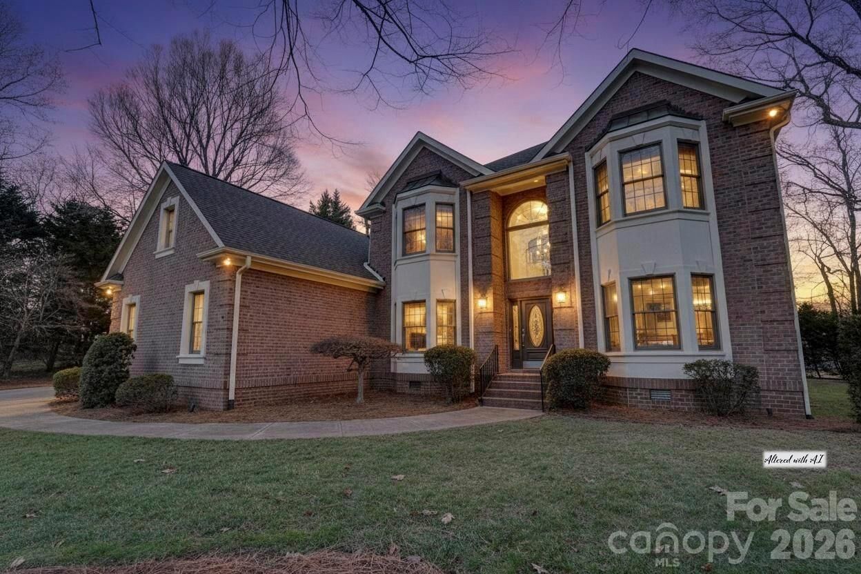 Property Photo: 21308 Araglin Court NC 28031