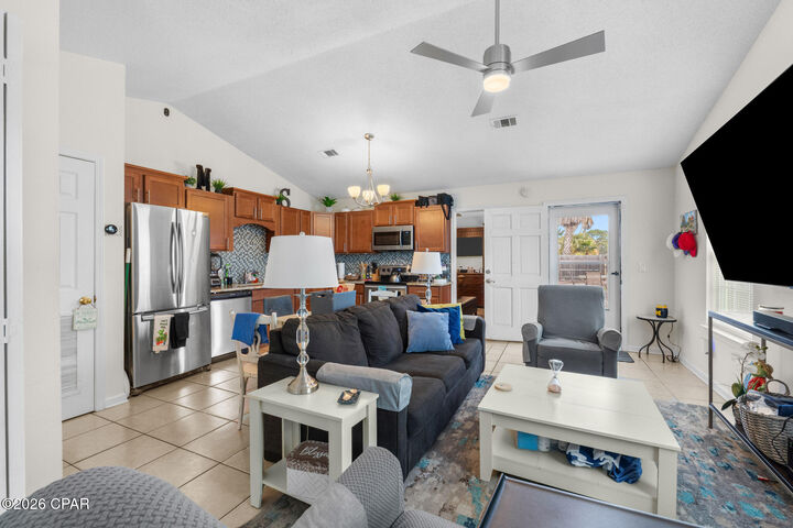 Property Photo:  8402 Elizabeth Avenue  FL 32408 