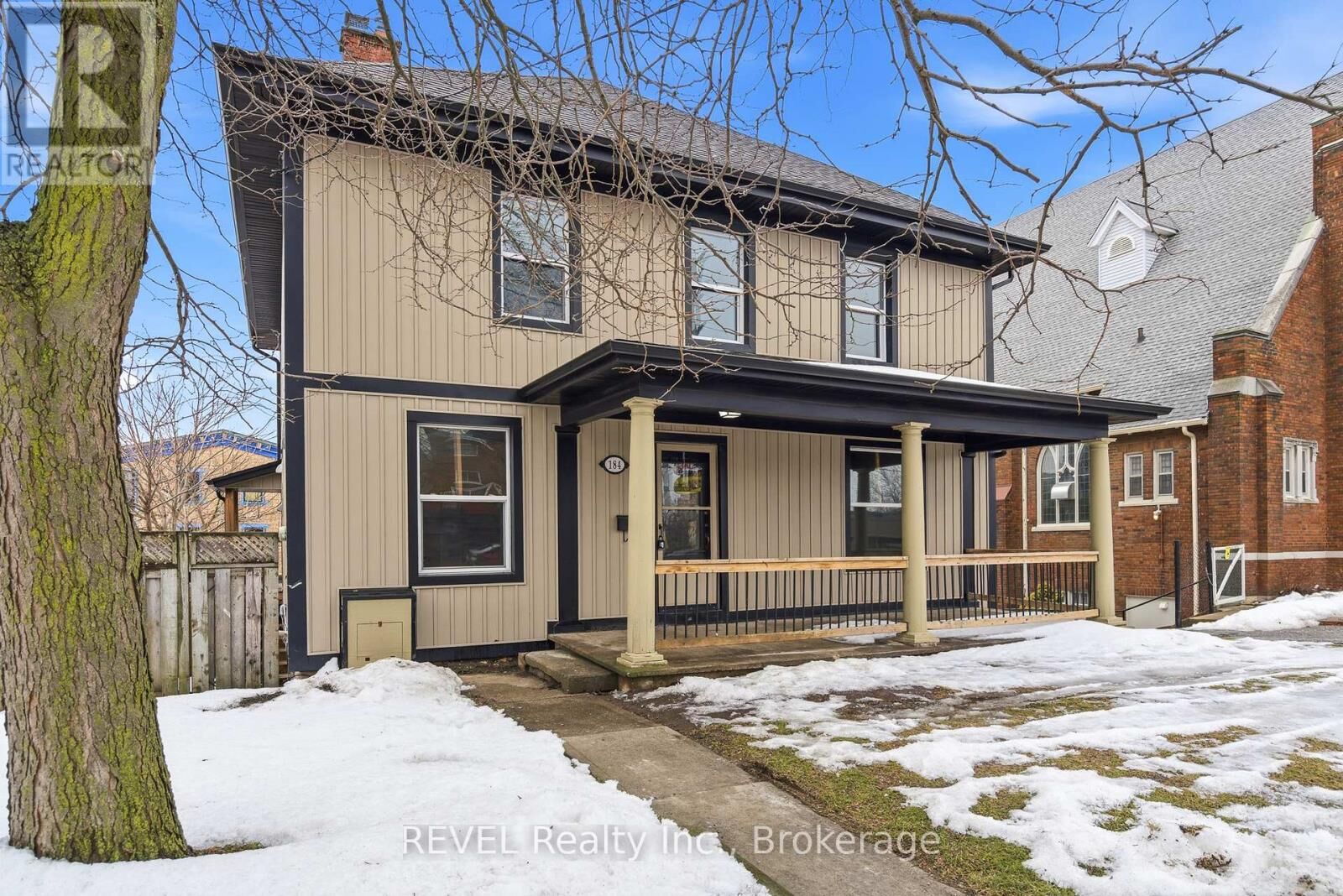 Property Photo: 184 Queenston Street ON L2R 2Z7
