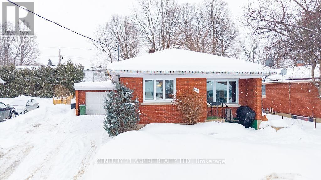 Property Photo:  368 Bell Street  ON K8A 2K4 