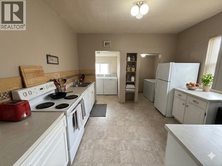 Photo de la propriété:  114 9th Avenue  BC V1C 2M2 