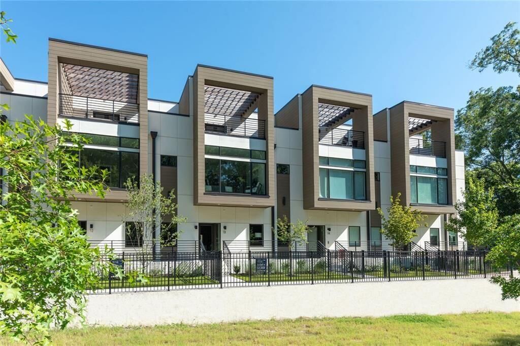 Property Photo:  1099 North Avenue NE 14  GA 30307 