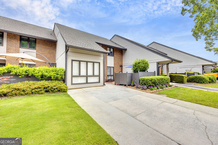 Property Photo:  3252 Clairmont North NE  GA 30329 