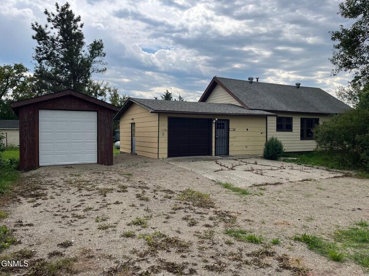 Property Photo: 301 Main Street ND 58494