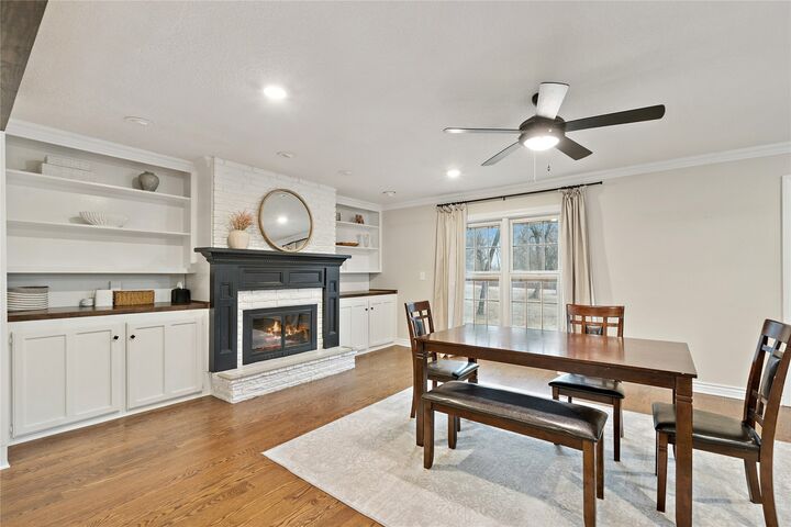 Property Photo:  1305 20th Street  IA 50265 