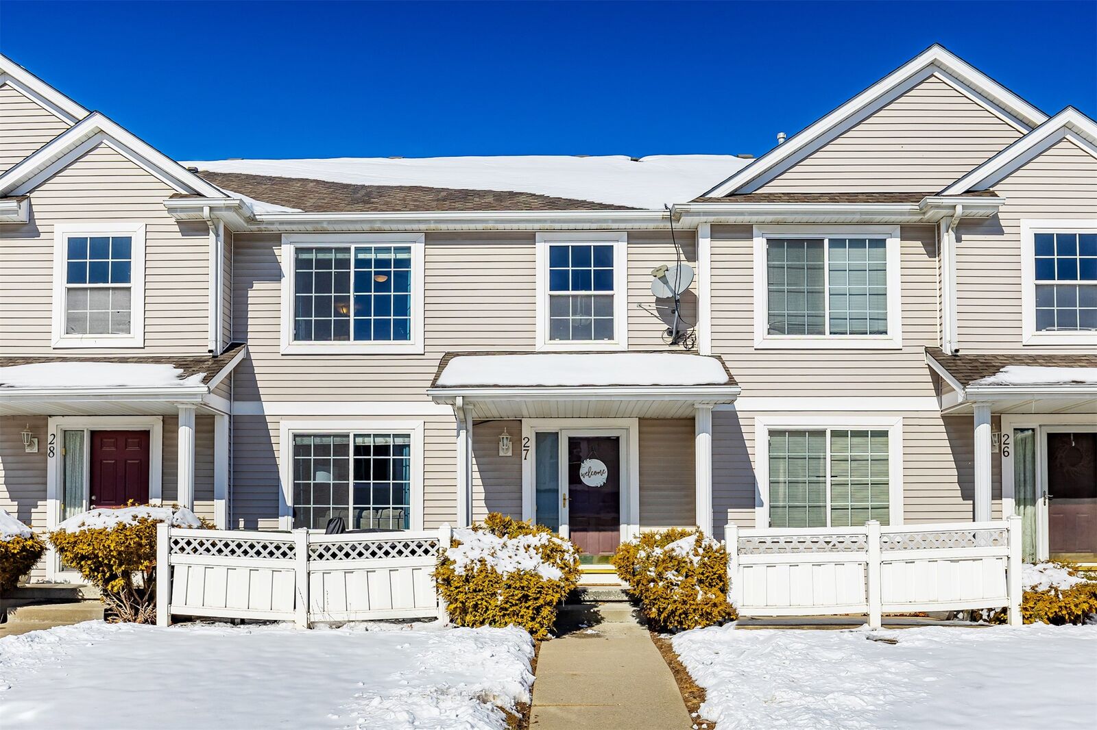 Property Photo:  1400 S 52nd Street 27  IA 50265 