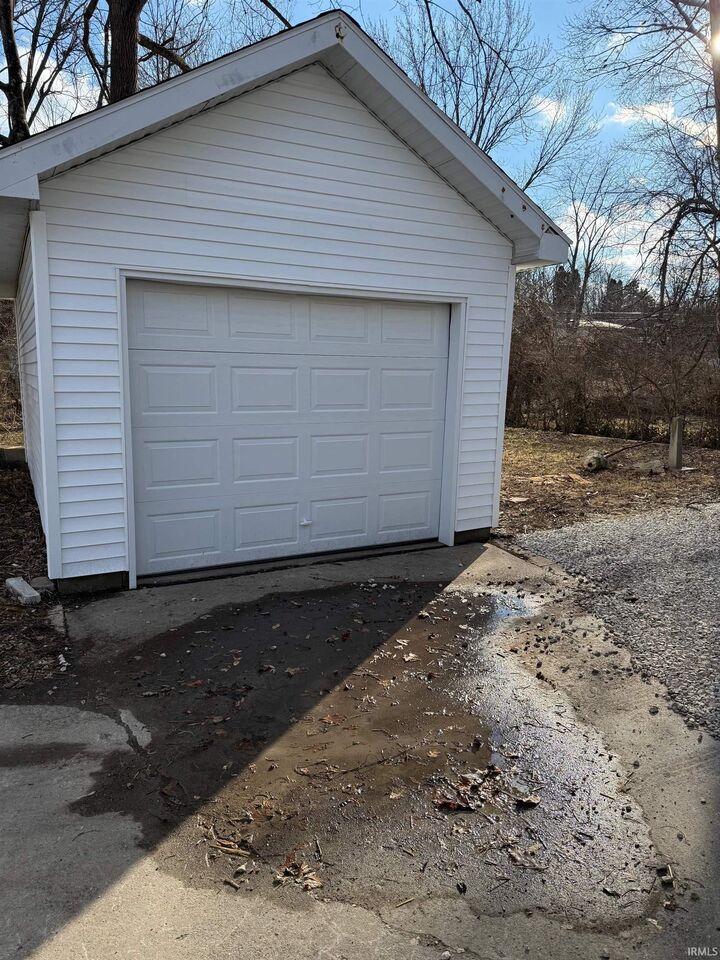 Property Photo: 811 W Kirkwood Avenue IN 47404