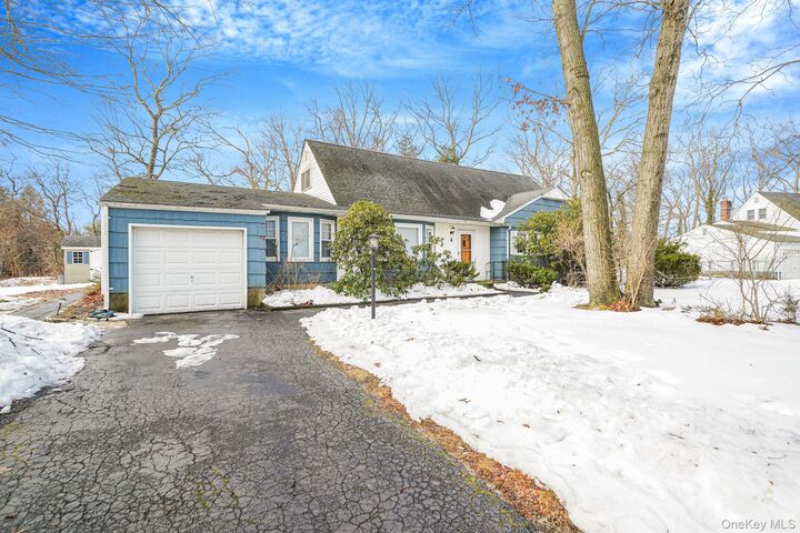 Property Photo:  4 Orchid Drive  NY 11776 