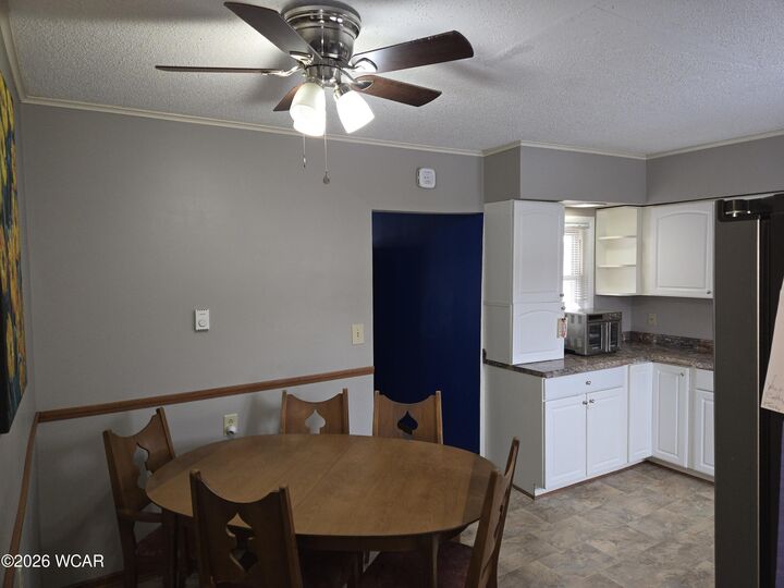 Property Photo:  411 E E Eliza St Street  OH 43326 