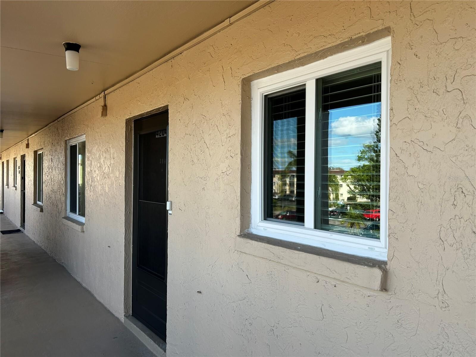 Property Photo:  4204 Heron Way B304  FL 34205 