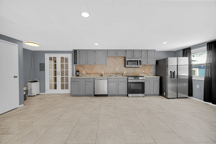 Property Photo:  2322 W Loves Lane  IL 60417 