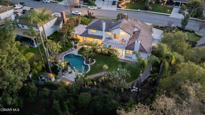 Property Photo:  637 Bluegrass Street  CA 93065 