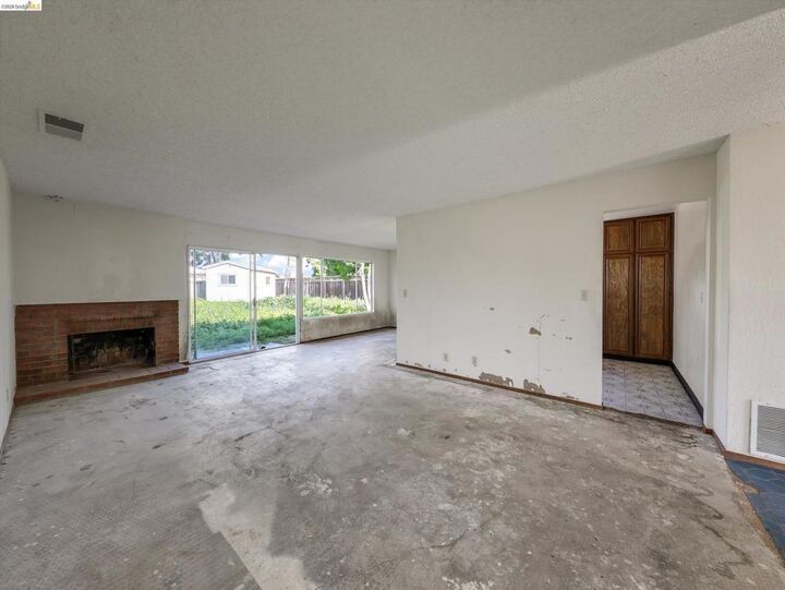 Property Photo:  8093 8093 Del Monte Ave  CA 94560 
