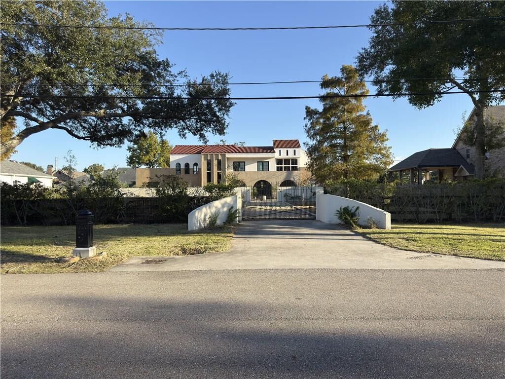Property Photo:  137 Midway Drive  LA 70123 