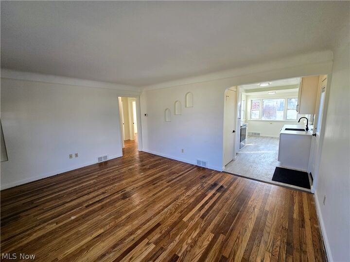 Property Photo: 1558 Temple Avenue OH 44124