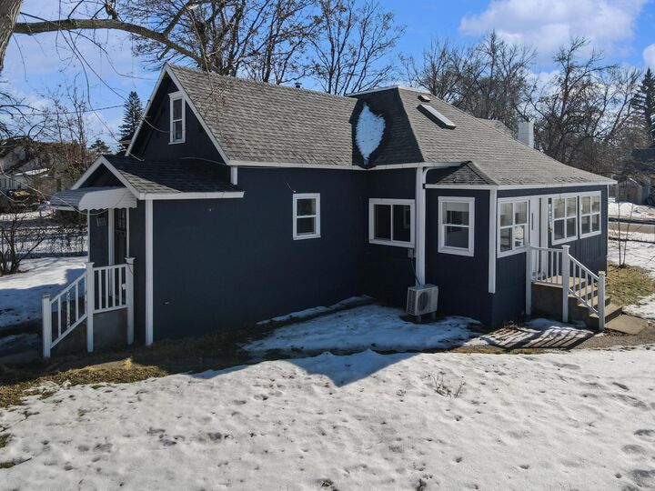 Property Photo:  602 1st Avenue NE  MN 56401 