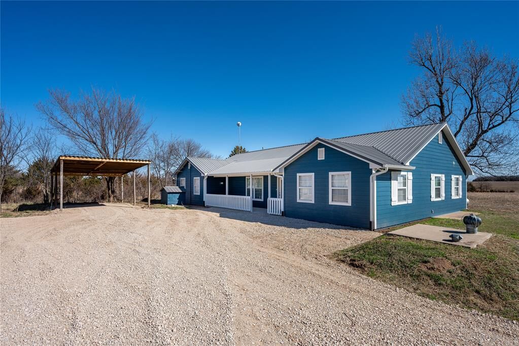 Property Photo:  334538 E 850 Road  OK 74881 