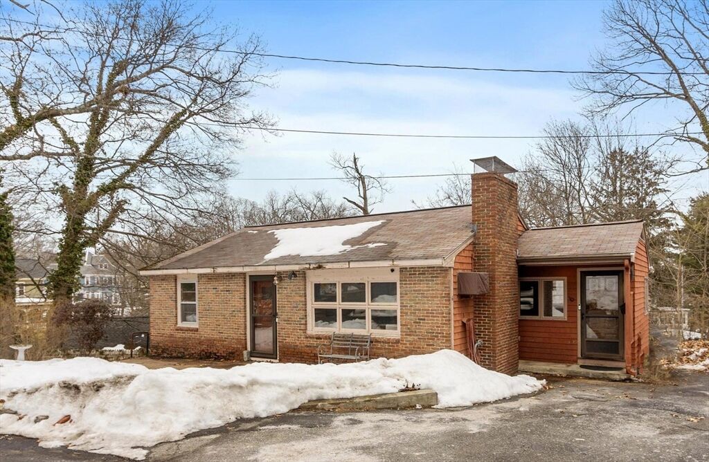 Property Photo:  6 Colby Terrace  MA 02176 